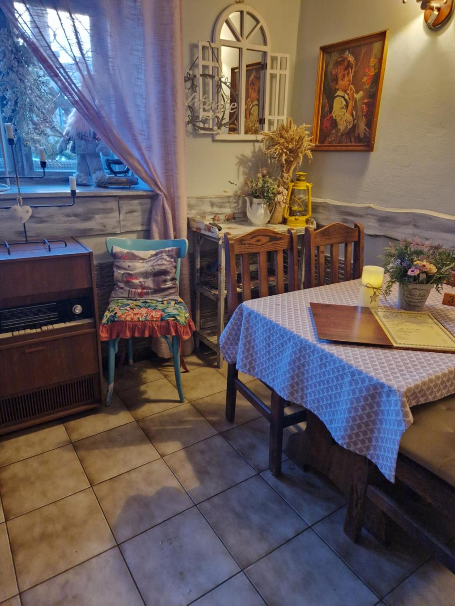 Penzion U Konika Liptovský Ján Esterno foto